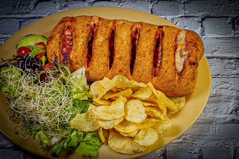 STROMBOLI CALZONE